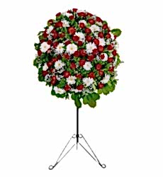 Kırmızı gül, beyaz gerbera, cipsofilya ve yeşillikler ile hazırlanmış açılış, düğün, nişan ve nikah çiçeği.